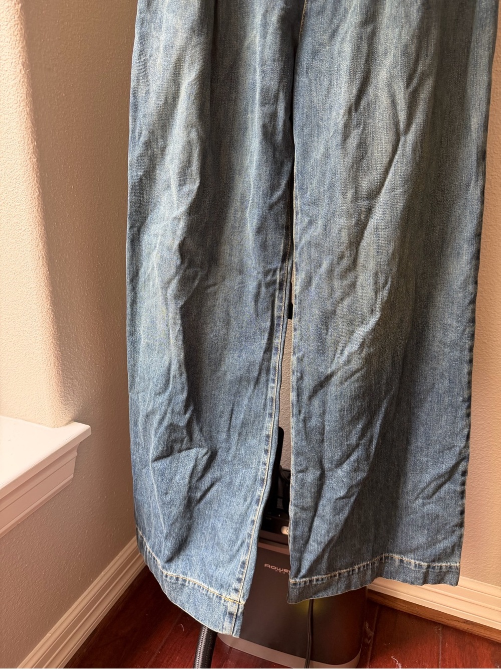 Lauren Ralph Lauren High Rise Pleated Wide Leg Jean - Picture 6 of 11